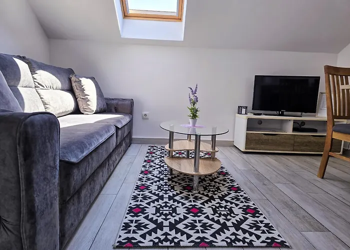 Stone House Varos Apartments